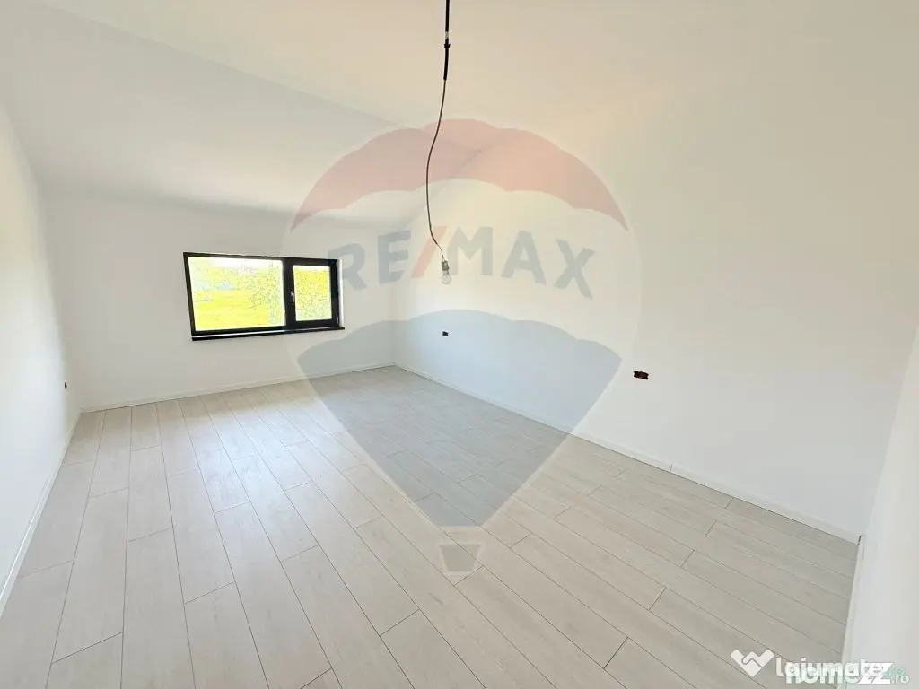 Duplex de vanzare P+M | 5 camere | Predare la cheie | Cor...