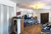 CASA COMPUSA DIN 2 APARTAMENTE, SCHEII BRASOVULUI| COMISI... 