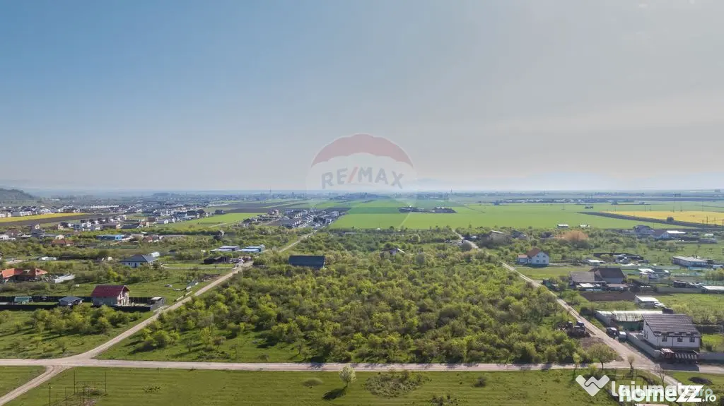 Teren intravilan de 2.073 mp, Sânpetru, zona livadă!