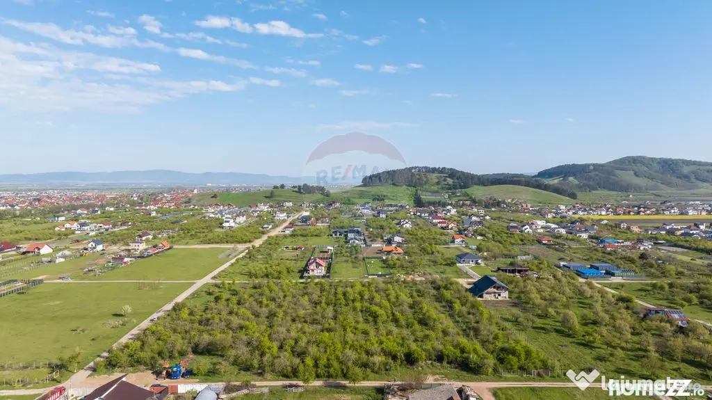 Teren intravilan de 2.073 mp, Sânpetru, zona livadă!