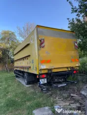 Vând camion apicol omologat 