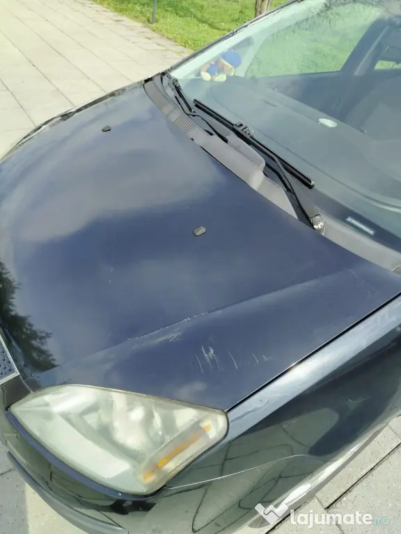 Vând Ford C max