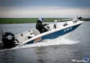 UNSINKABLE Boston Whaler 150 Super Sport + Mercury 60HP + Peridoc 