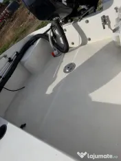UNSINKABLE Boston Whaler 150 Super Sport + Mercury 60HP + Peridoc 