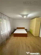 Garsoniera la casa cu curte proprie Centru 