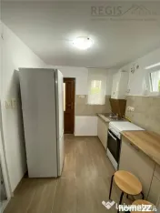 Garsoniera la casa cu curte proprie Centru 
