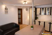 Casa stil sasesc cu garsoniera, garaj, curte, gradina, Bod, 