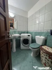 Apartament decomandat, 4 camere 85 mp, zona Rovine 