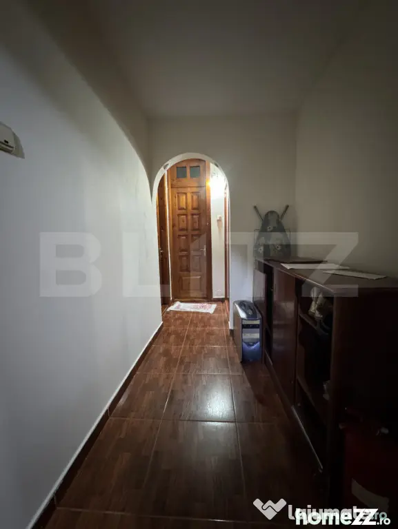 Apartament decomandat, 4 camere 85 mp, zona Rovine