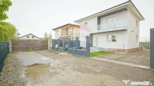 COMISION 0%| CASĂ ÎN STUPINI| FINISAJE PREMIUM| UTILITA...