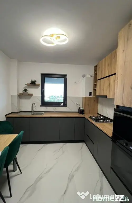 2 camere, 59 mp+2 balcoane, mobilat-utilat, str Preciziei...
