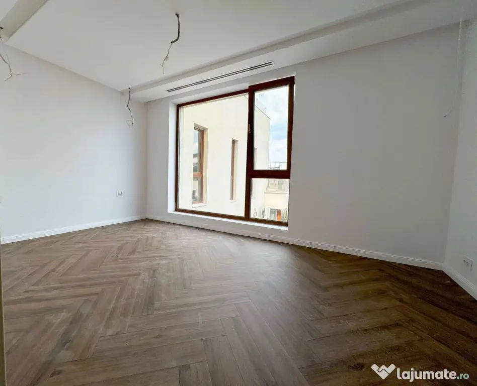 Eleganță Urbană: Penthouse în Inima Piperei