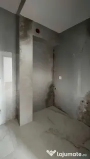 Eleganță Urbană: Penthouse în Inima Piperei 