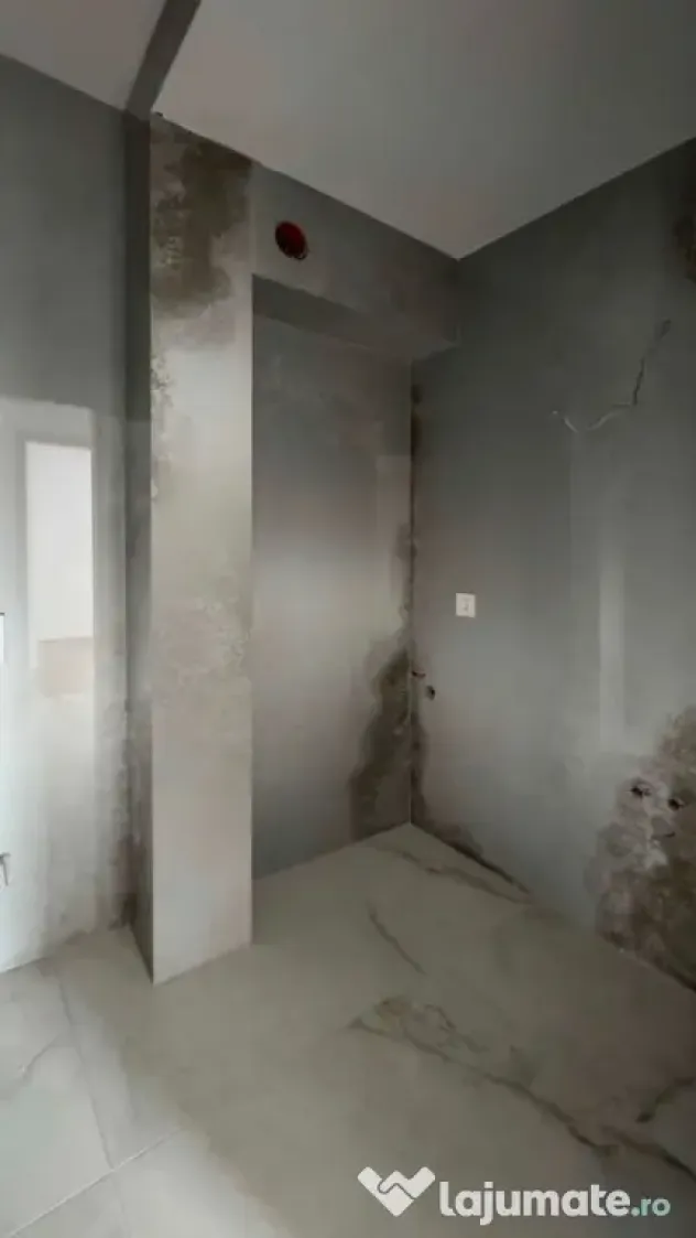 Eleganță Urbană: Penthouse în Inima Piperei
