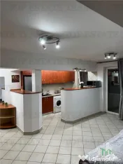 Ultracentral si linistit: Apartament 3 camere de inchirat, p 