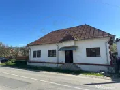 Casă în Comuna Corbi, Argeș – ideală pentru afacere 