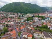 Spațiu comercial stradal de închiriat - Central - Iuliu... 