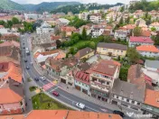 Spațiu comercial stradal de închiriat - Central - Iuliu... 