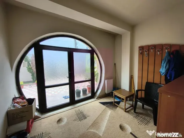 Vilă individuală cu 5 camere, curte proprie în Afumaț...