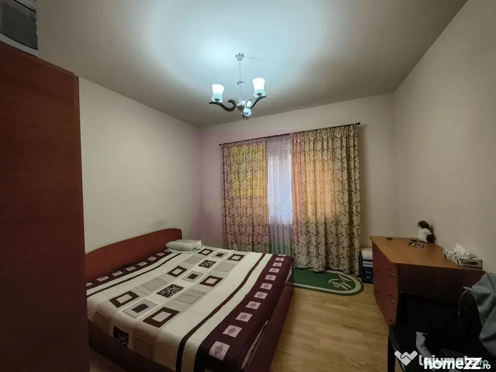 Vilă individuală cu 5 camere, curte proprie în Afumaț...