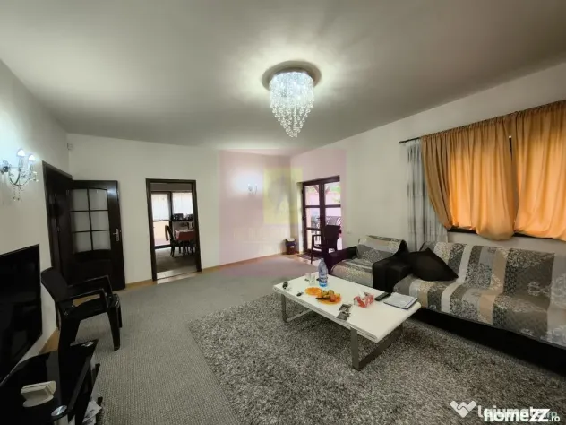 Vilă individuală cu 5 camere, curte proprie în Afumaț...