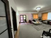 Vilă individuală cu 5 camere, curte proprie în Afumaț...