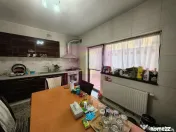 Vilă individuală cu 5 camere, curte proprie în Afumaț...
