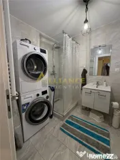 Apartament spatios cu 3 camere si 2 bai Splaiul UNIRII 