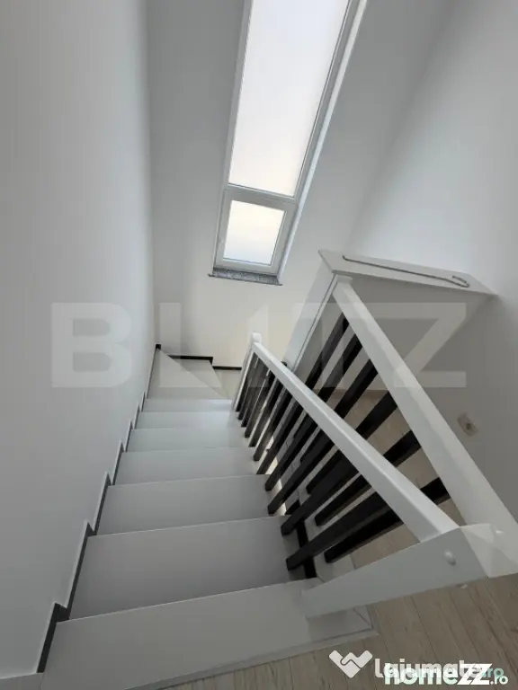 Casa moderna, 4 camere, 119 mp utili cu car port auto, zona
