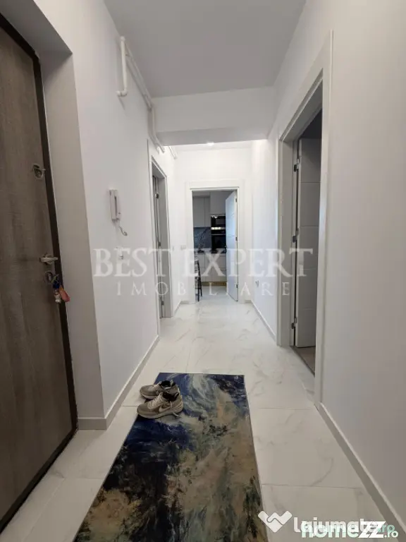 2 Camere de inchiriat complet mobilat si cu Parcare acoperi