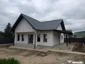 Vând casa la cheie în Hemeius - Parc Dendrologic 