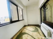 Apartament 3 camere modern - zona Casa de Cultura 