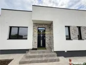 Casa de v#226;nzare - 4 camere Comuna Berceni - confort, spa 
