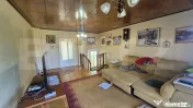 Casa de vanzare cu potential enorm, 410 mp, teren 885 mp, Pi 