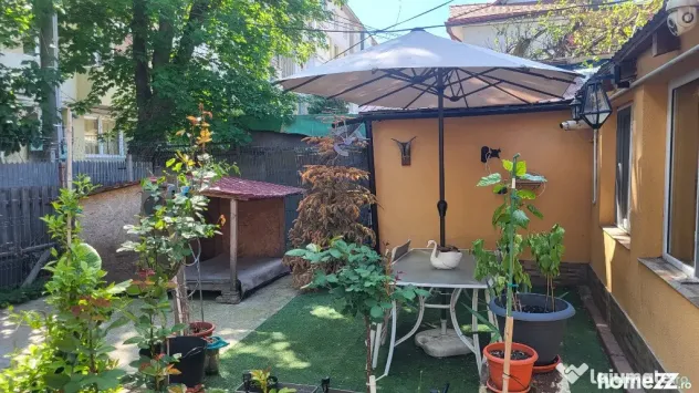 Vand casa situata in centrul istoric al Brailei