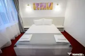 Pensiune 3★ de vânzare în Mamaia Nord – Afacere la che 