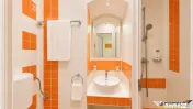 Apartament decomandat, 2 locuri parcare, Calea Bucuresti, A