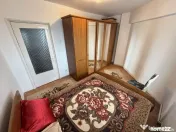 Apartament 2 camere zona Poarta 6 cu Centrala si Parcare