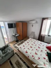 Casa/Vila cu 5 camere de vanzare Central 