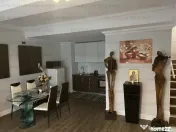 Apartament cu 2 camere, decomandat - zona Poiana Brasov