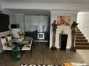 Apartament cu 2 camere, decomandat - zona Poiana Brasov
