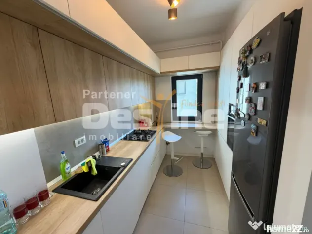 Apartament 3 camere open space, 71.5mp, zona Calea Severinul