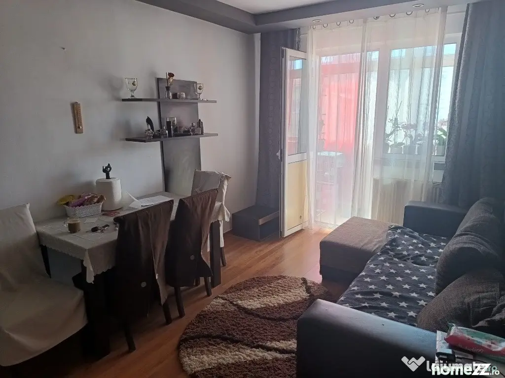 Apartament 3 camere in zona ostroveni 52 mp2