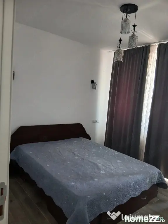 Metalurgiei stradal parter cu parcare