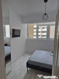 Berceni metrou biruintei 81 studio etaj 3 