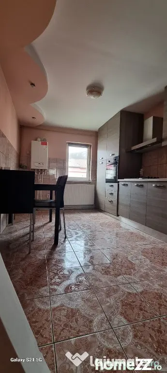 Apartament 3 camere renovat zonă centrala