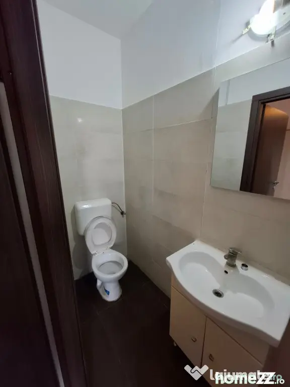 Inchiriez apartament 7 camere Central muncitori ID:RH-44873-property