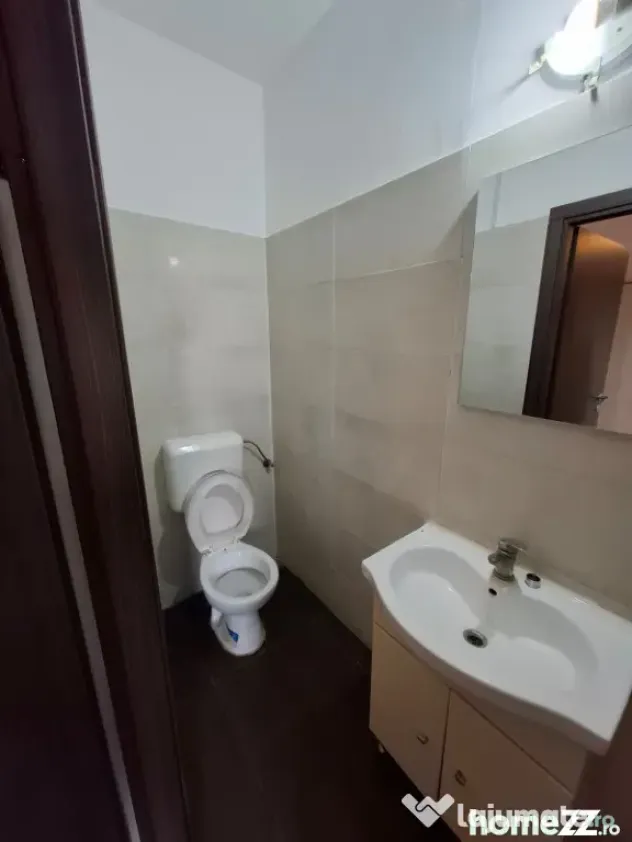 Inchiriez apartament 7 camere Central muncitori ID:RH-44873-property