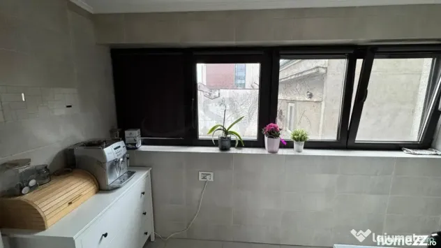 Apartament de 3 camere zona exclusivista