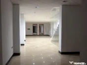 Imobil de inchiriat l pretabil activitate comerciala l 